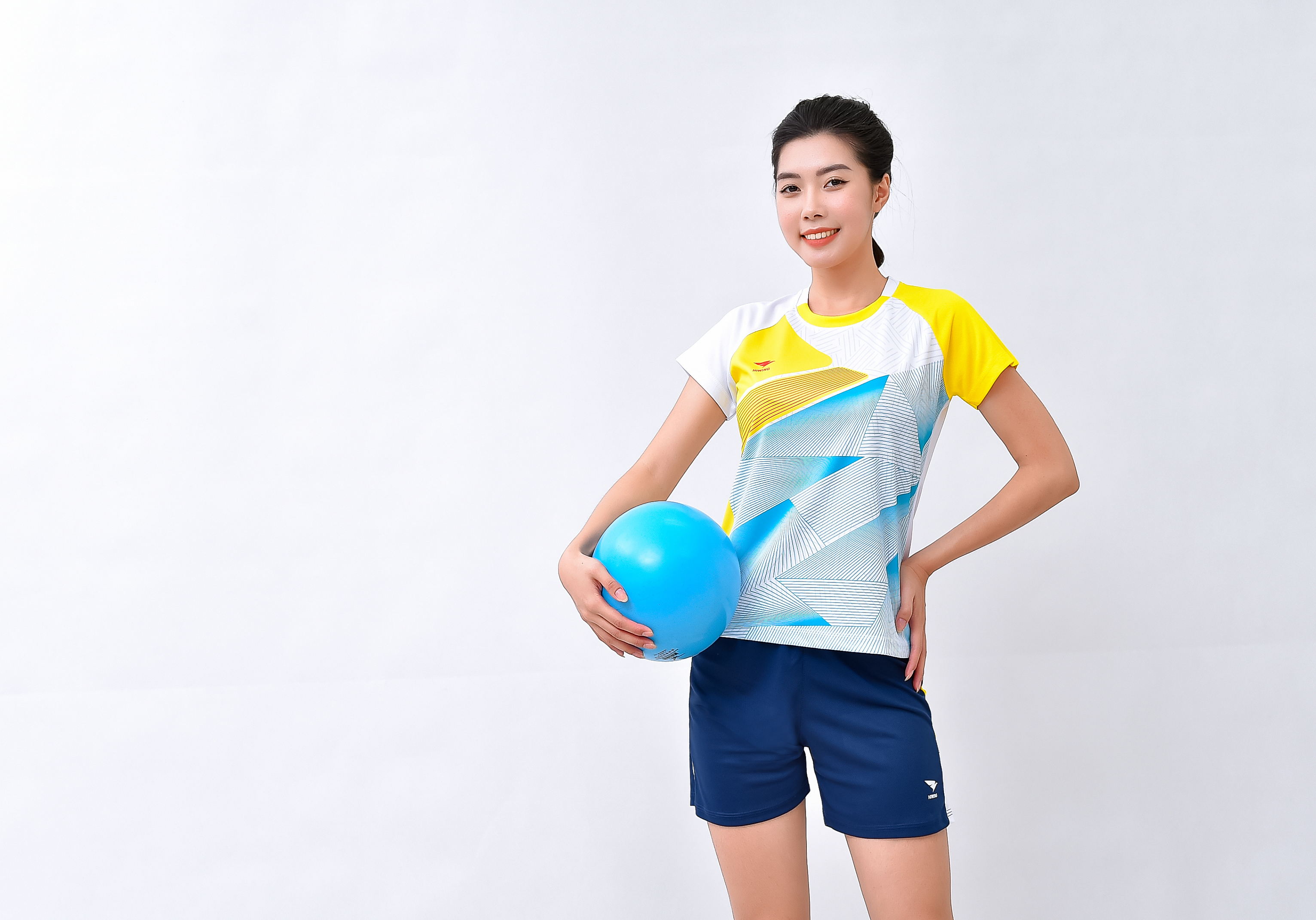 Áo bóng chuyền Nữ Hiwing H12 màu Trắng